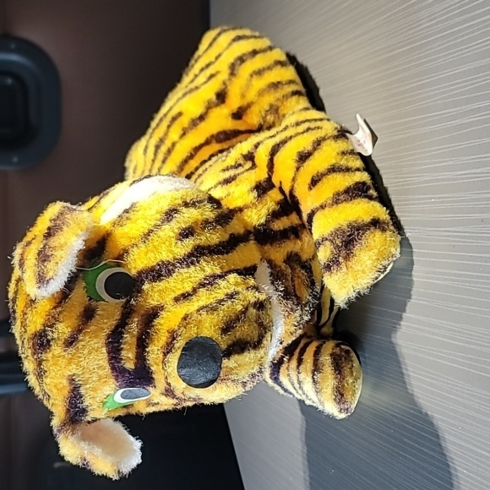 Vintage Mid Century Stuffed‎ Plush Tiger Good Condition.